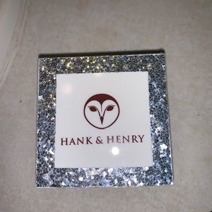 Hank and Henry eyeshadow